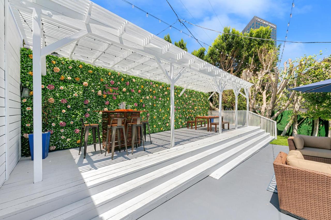 Studio City Contemporary Villa With Pool Sleeps 10 ロサンゼルス エクステリア 写真