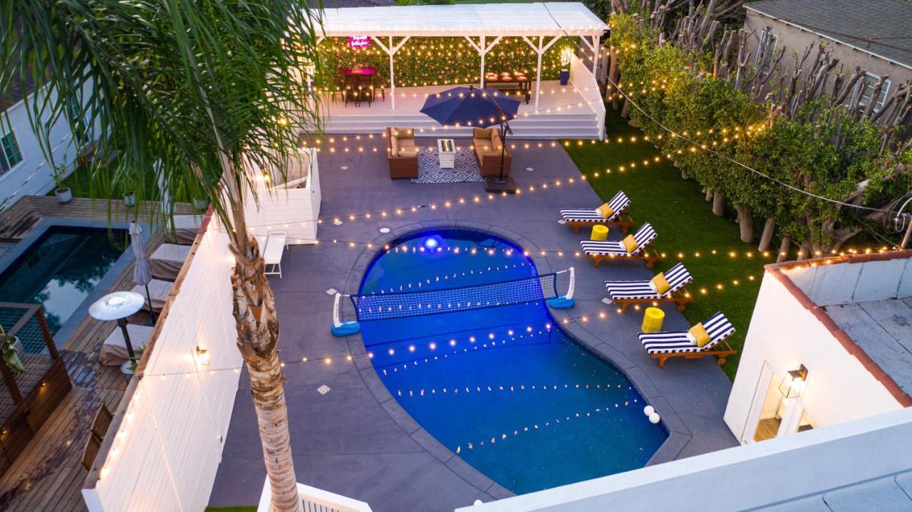 Studio City Contemporary Villa With Pool Sleeps 10 ロサンゼルス エクステリア 写真